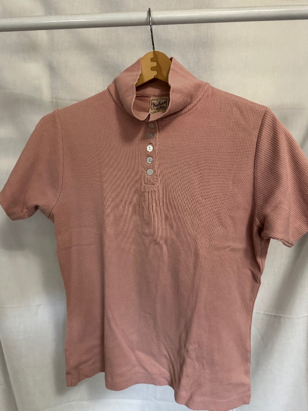 Vintage Woolrich Ribbed Mock Neck Henley Top Pink Short Sleeve Size M